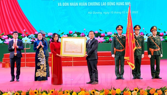 Phát huy truyền thống, xây dựng Đảng bộ Khối các cơ quan tỉnh Hải Dương ngày càng vững mạnh